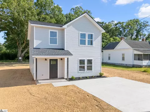 Exterior - 704 Laurel St, Honea Path, SC 29654 photo 3 of 6