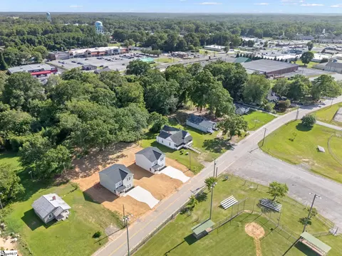 View/Area - 704 Laurel St, Honea Path, SC 29654 photo 4 of 5