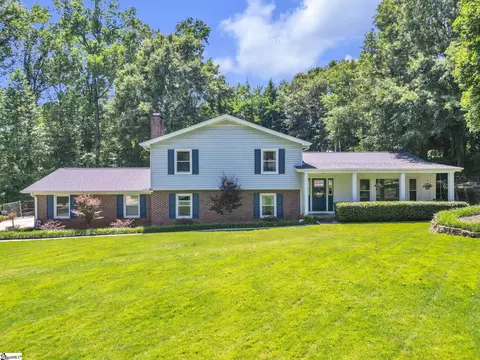 2803 Woodridge Dr, Anderson, SC 29621