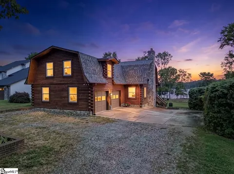 1690 Foster Rd, Inman, SC 29349