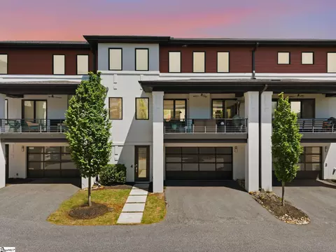 4 Calhoun Hill Way, Greenville, SC 29601