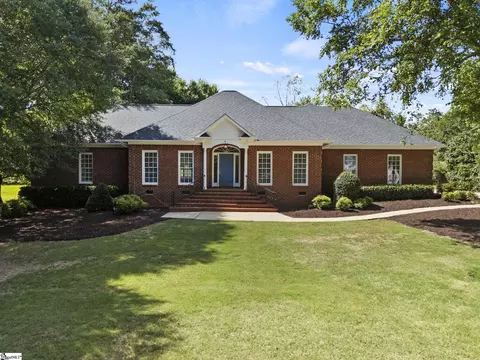 4 Torrey Pine Ct, Spartanburg, SC 29306