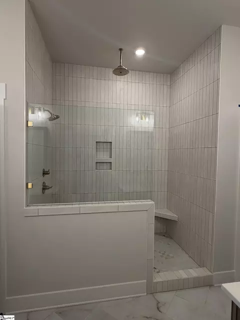 Bath - 314 Richey Rd, Pelzer, SC 29669 photo 4 of 6