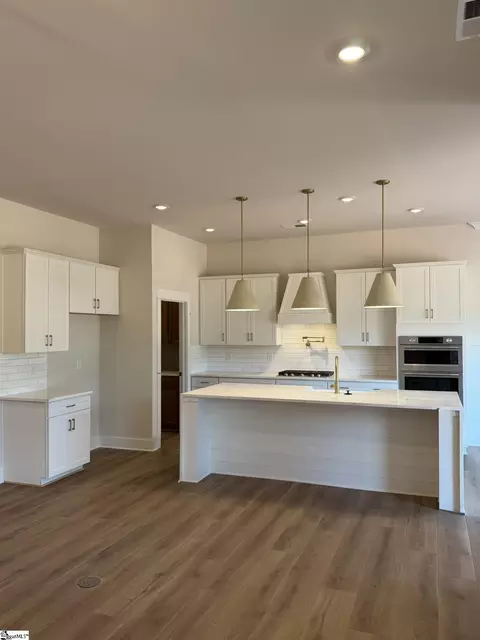 Kitchen - 314 Richey Rd, Pelzer, SC 29669 photo 2 of 8
