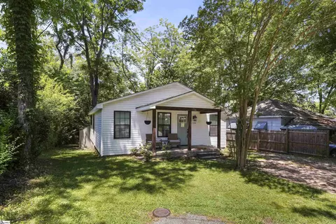 Exterior - 106 N 3rd St, Easley, SC 29640 photo 4 of 4