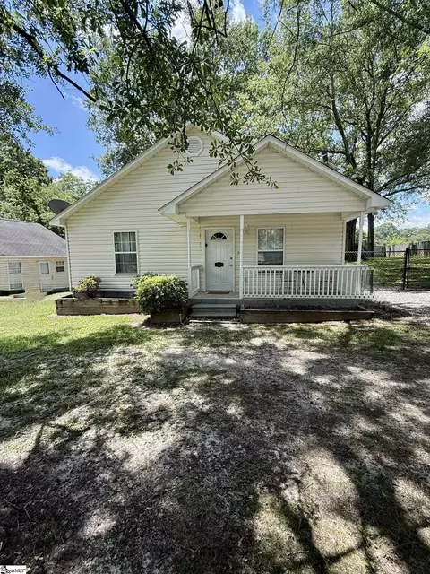 222 South St, Woodruff, SC 29388