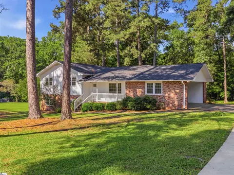 709 Loblolly Dr, Anderson, SC 29625