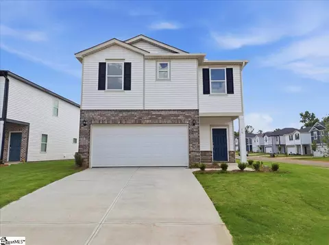 15 Angel Wood Dr, Piedmont, SC 29673