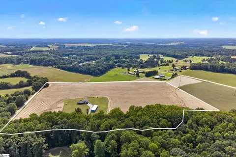 145 Old Sanders Rd, Pendleton, SC 29670 photo 2