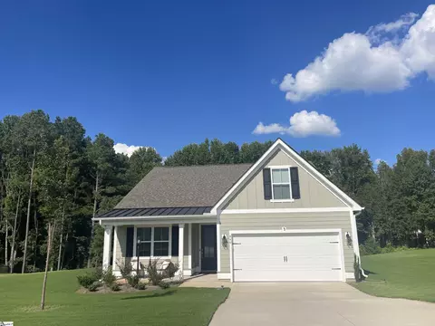 840 Orchard Valley Ln, Boiling Springs, SC 29316