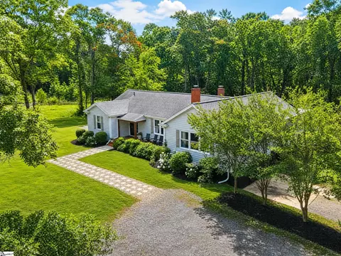 39 Stallings Rd, Greenville, SC 29611