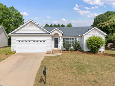 1111 Dunwoody Dr, Simpsonville, SC 29681