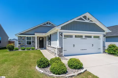 723 Sweet Sage Ln, Spartanburg, SC 29302