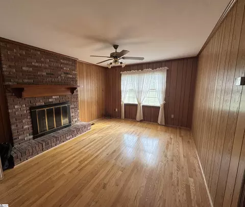 701 N Rutherford Rd, Greer, SC 29651 photo 7