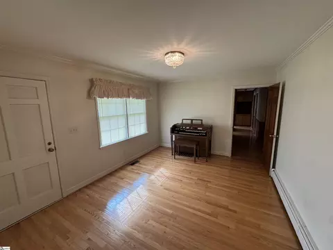 701 N Rutherford Rd, Greer, SC 29651 photo 15