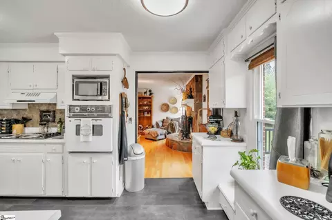 Kitchen - 722 Lay Bridge Rd, Central, SC 29630 photo 1 of 4