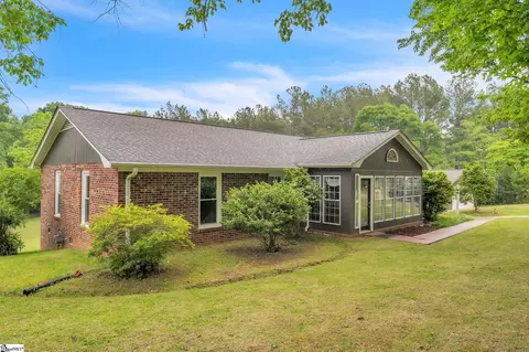 Exterior - 722 Lay Bridge Rd, Central, SC 29630 photo 2 of 11