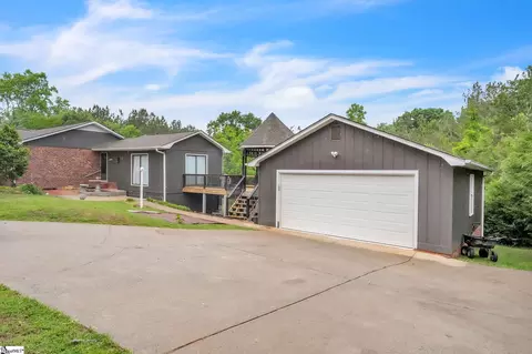 Exterior - 722 Lay Bridge Rd, Central, SC 29630 photo 6 of 11