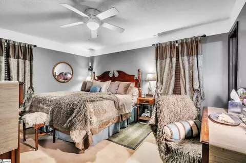 Bedroom - 722 Lay Bridge Rd, Central, SC 29630 photo 1 of 6