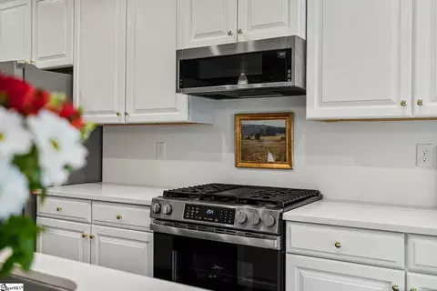 Kitchen - 220 Bronson Rdg, Anderson, SC 29621 photo 2 of 3