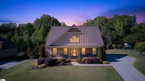 6 Setting Sun Ln, Travelers Rest, SC 29690
