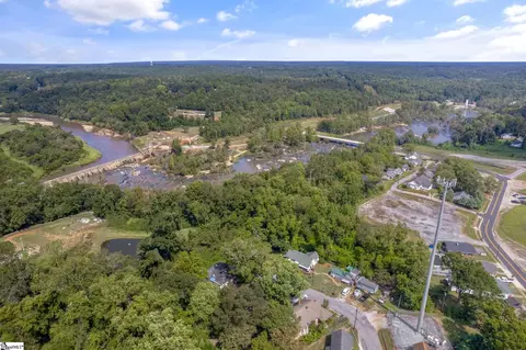 View/Area - 9 Hampton St, Ware Shoals, SC 29692 photo 5 of 7
