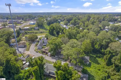 View/Area - 9 Hampton St, Ware Shoals, SC 29692 photo 2 of 7
