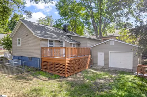 Exterior - 9 Hampton St, Ware Shoals, SC 29692 photo 7 of 9
