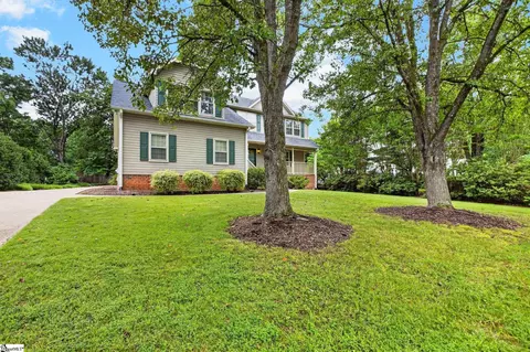 Exterior - 703 E Silverleaf St, Greer, SC 29650 photo 4 of 14