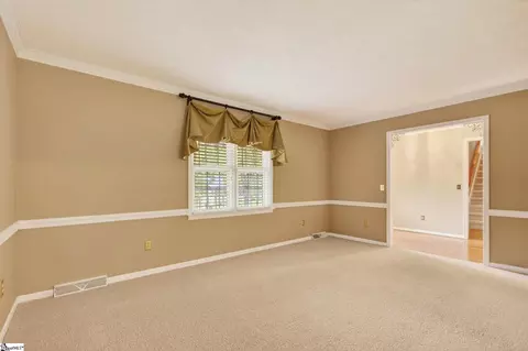Living - 703 E Silverleaf St, Greer, SC 29650 photo 1 of 5