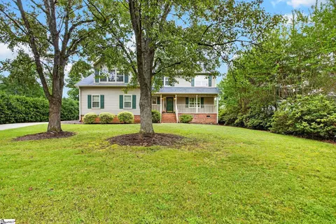 Exterior - 703 E Silverleaf St, Greer, SC 29650 photo 2 of 14