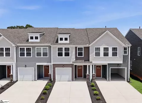 410 Alicat Dr, Simpsonville, SC 29680