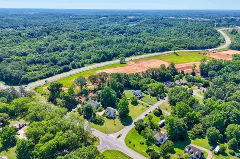 View/Area - 101 Bishop Dr, Easley, SC 29640 photo 5 of 7
