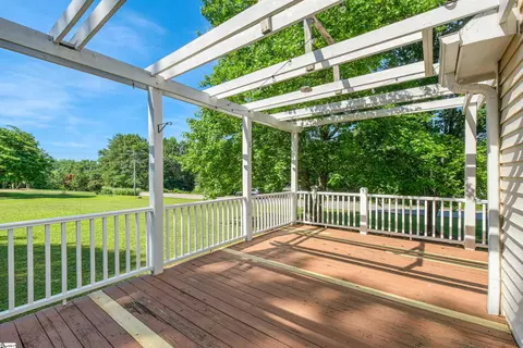 Exterior - 101 Bishop Dr, Easley, SC 29640 photo 3 of 6