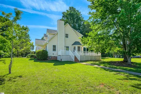101 Bishop Dr, Easley, SC 29640