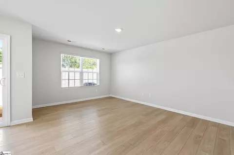 Living - 401 Mopar Ln, Greer, SC 29651 photo 3 of 5