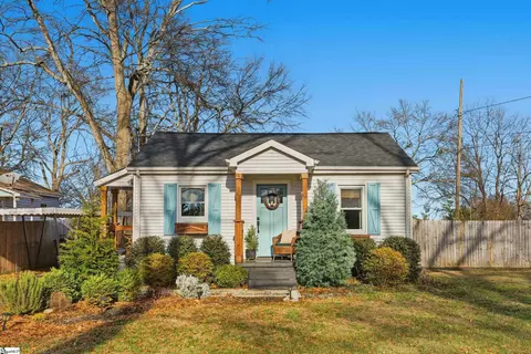 9 Beatrice St, Greenville, SC 29611
