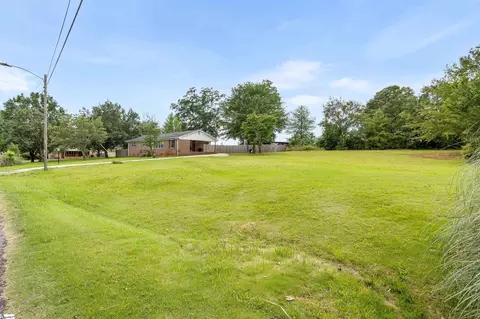 Exterior - 308 Sylvia Rd, Easley, SC 29642 photo 6 of 6