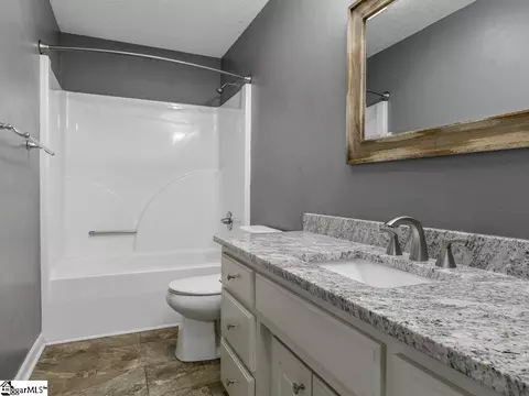 Bath - 761 Pearson Town Rd, Moore, SC 29369 photo 4 of 4