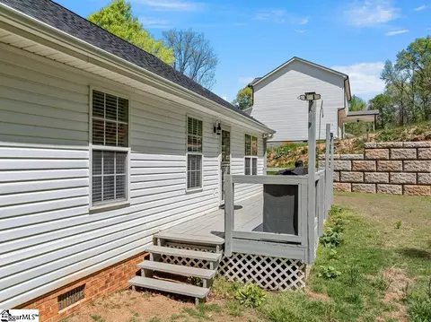 Exterior - 761 Pearson Town Rd, Moore, SC 29369 photo 6 of 8