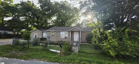 117 Alice St, Greenville, SC 29611