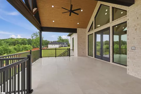 Exterior - 624 Monfret Ct, Moore, SC 29369 photo 3 of 5