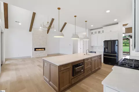 Kitchen - 624 Monfret Ct, Moore, SC 29369 photo 4 of 4