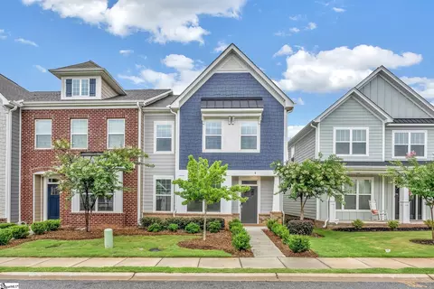 8 Leander Dr, Greer, SC 29651