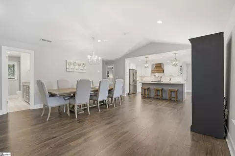 Dining - 207 Oates Ave, Easley, SC 29640 photo 4 of 4