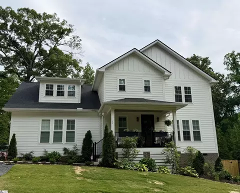 17 Pinehurst Dr, Greenville, SC 29609