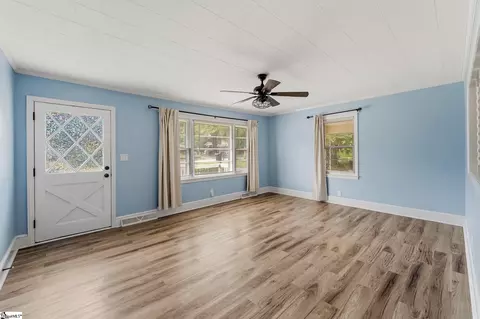 Living - 12 Dendy St, Pelzer, SC 29669 photo 3 of 3