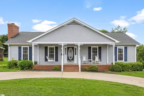 114 Fairview Pl, Greer, SC 29651