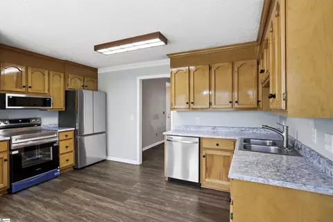 Kitchen - 114 Fairview Pl, Greer, SC 29651 photo 1 of 3