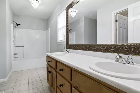 Bath - 114 Fairview Pl, Greer, SC 29651 photo 1 of 4